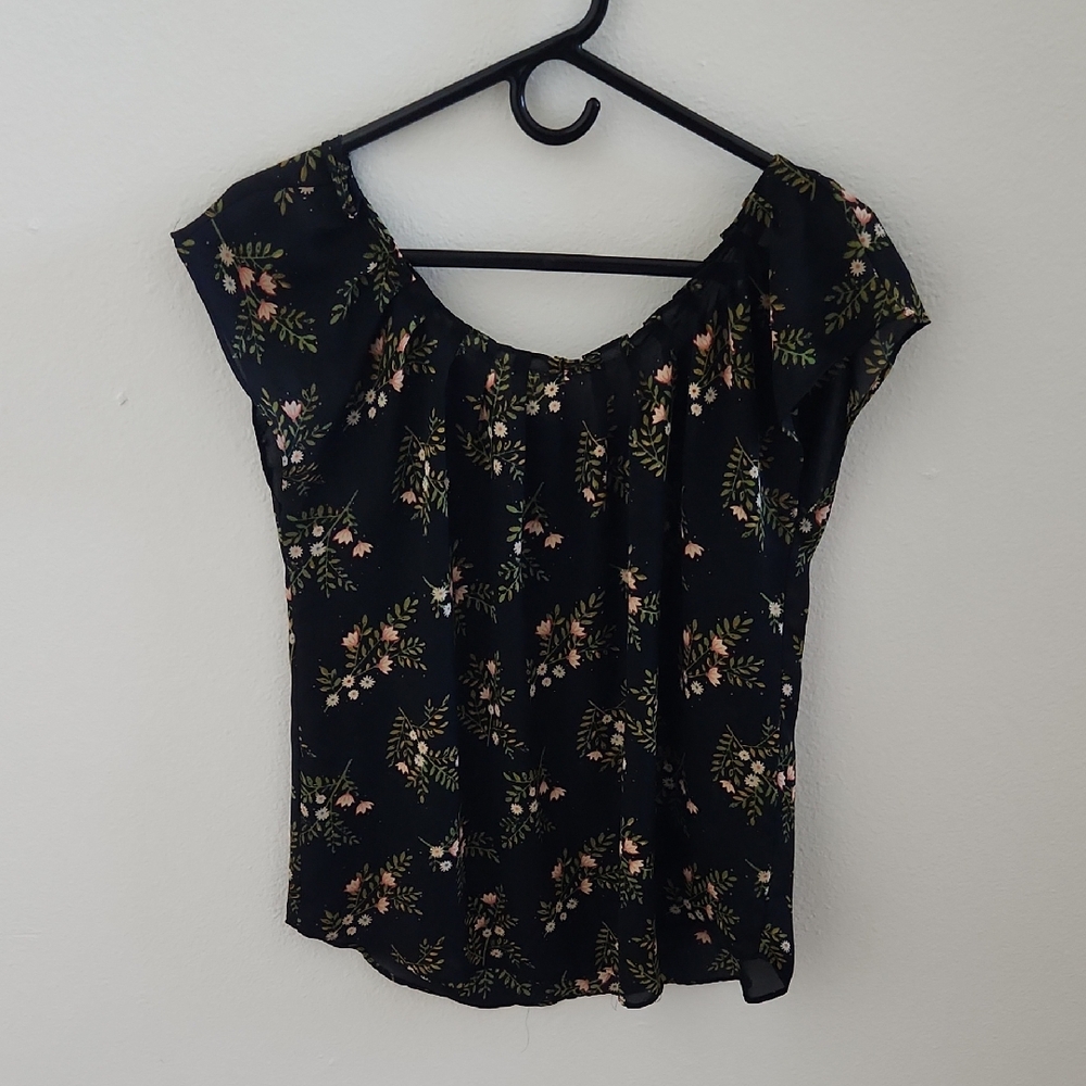 Lauren Conrad Floral Black Women's Top